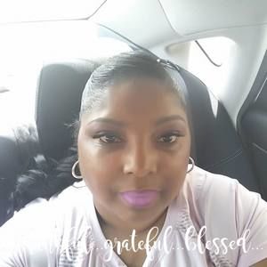 Meet your Posher, Sandra